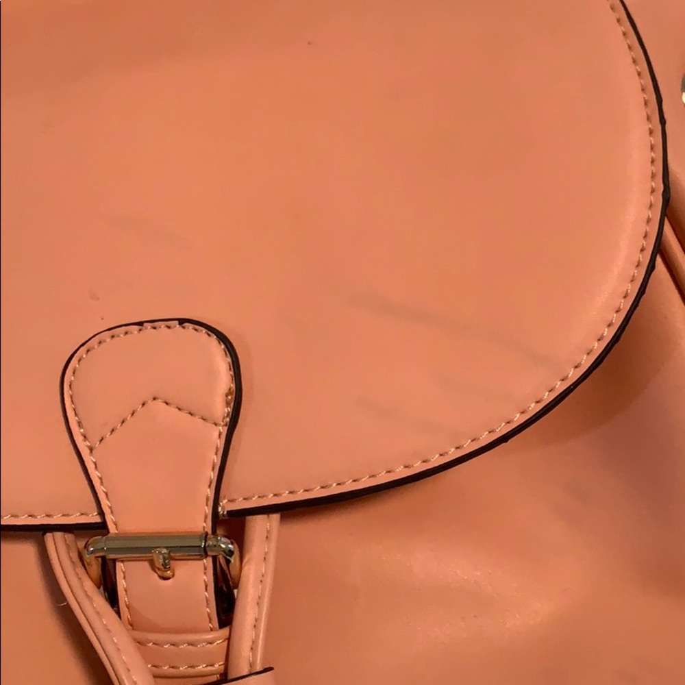 Peach backpack - Picture 2 of 3
